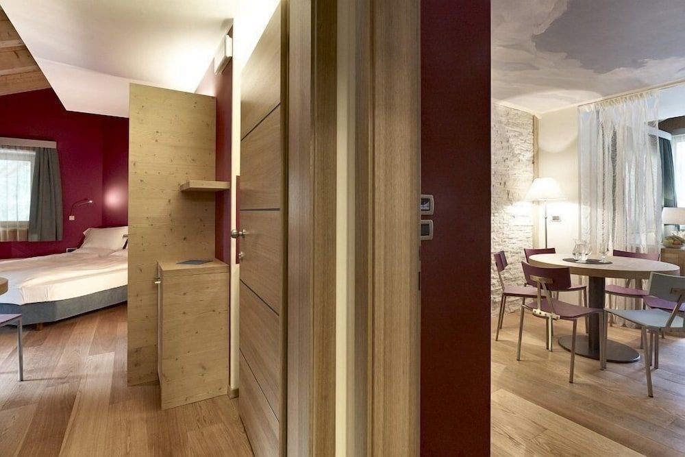 Color Home Suite Apartments Comfort Apartment, 2 Bedrooms 4