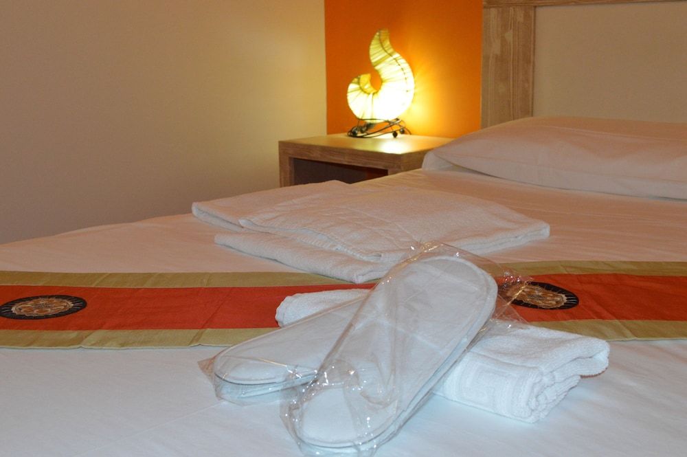 Butterfly Accommodation Double or Twin Room (Arancio) 2