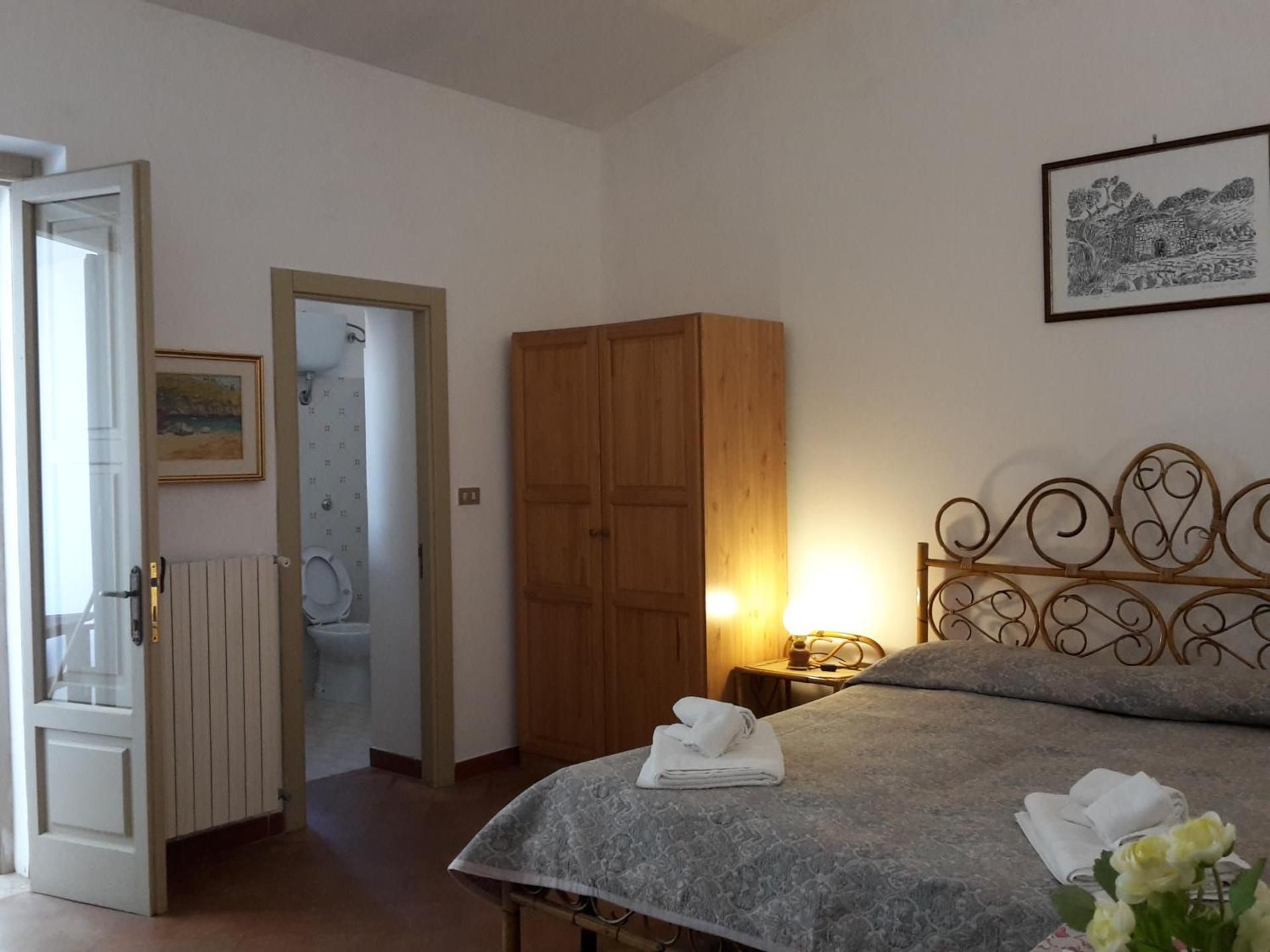 Double Room with Bathroom