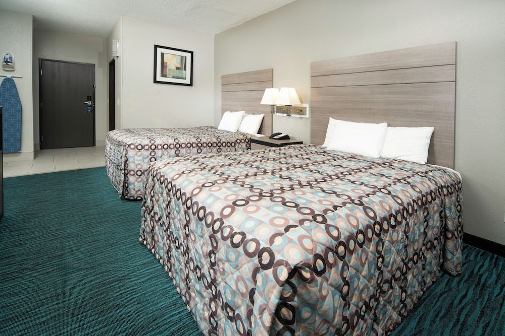 Standard Room, 2 Queen Beds