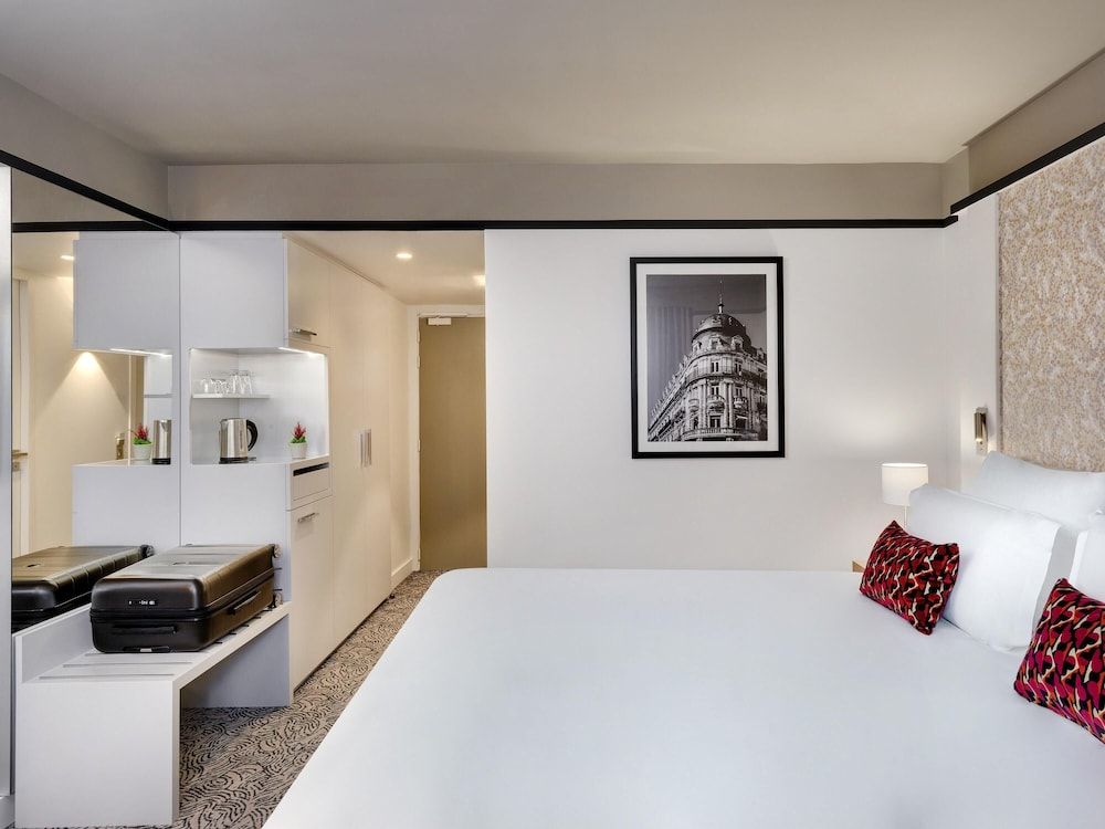 Pullman La Pléiade Montpellier Centre Superior Room, 1 King Bed 5