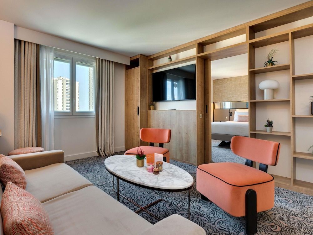 Pullman La Pléiade Montpellier Centre Deluxe Suite, 1 King Bed with Sofa bed 5