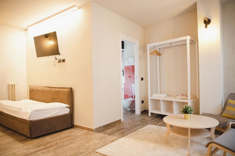 Hotel Rendez Vous Junior Quadruple Room, 1 Bedroom 8