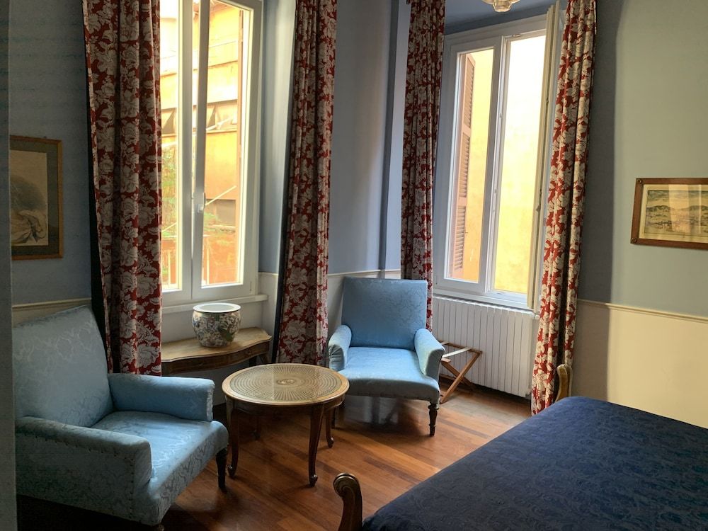 Relais Teatro Argentina Deluxe Double Room 7