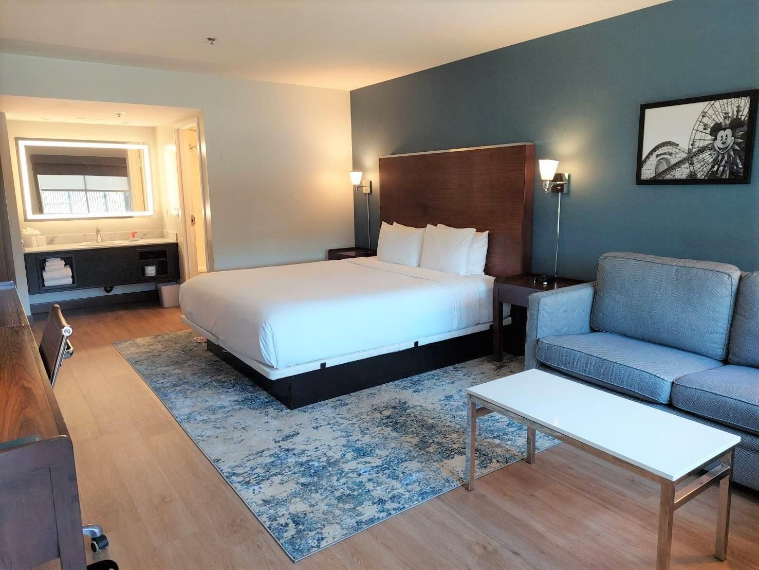 Guest room, 1 King, Sofa bed