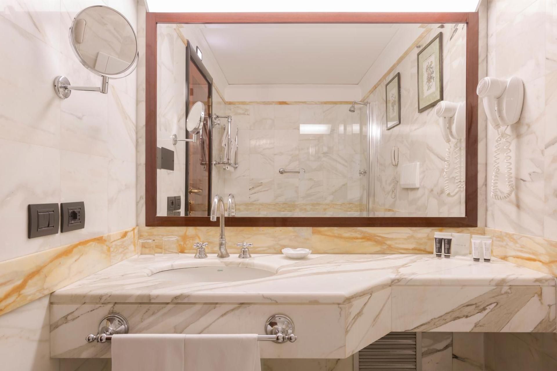 undefined Doria Grand Hotel 8