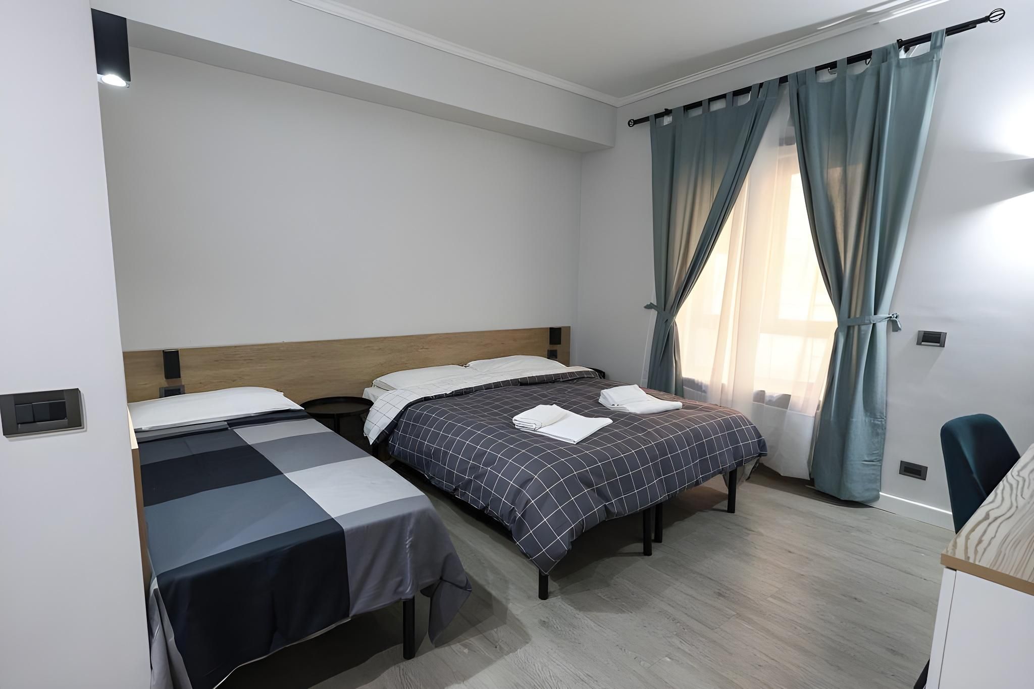 undefined Seven Kings Relais 10