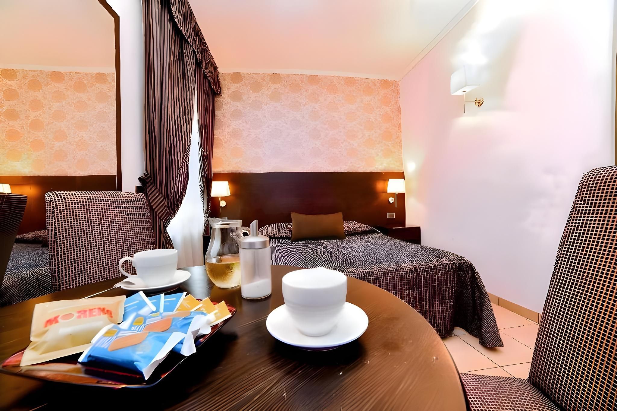 undefined Seven Kings Relais 3