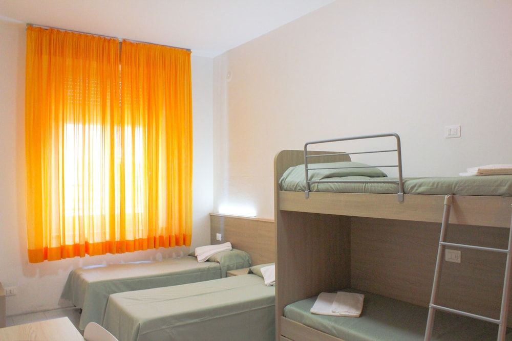 Bella Italia & EFA Village Quadruple Room (Beach access included) 5