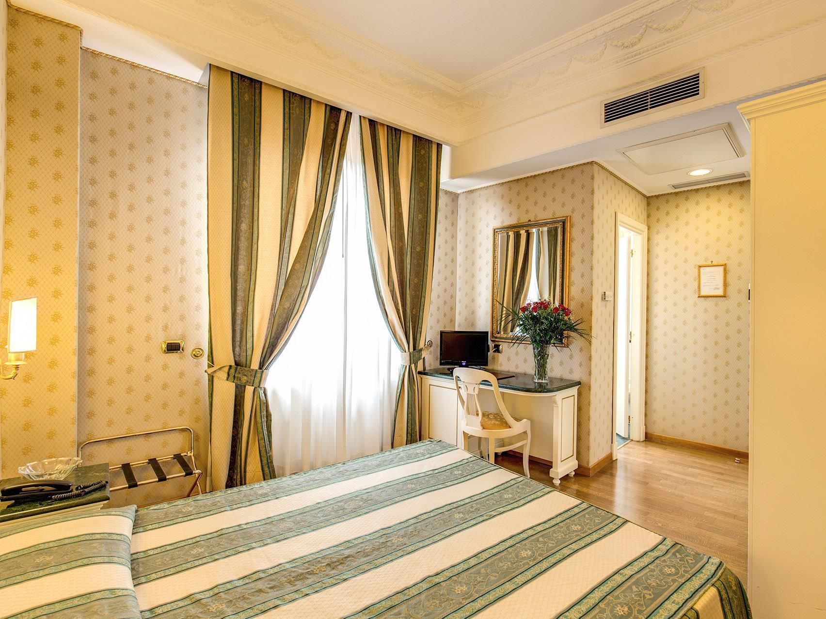 Hotel La Lumiere di Piazza di Spagna Superior Double Room