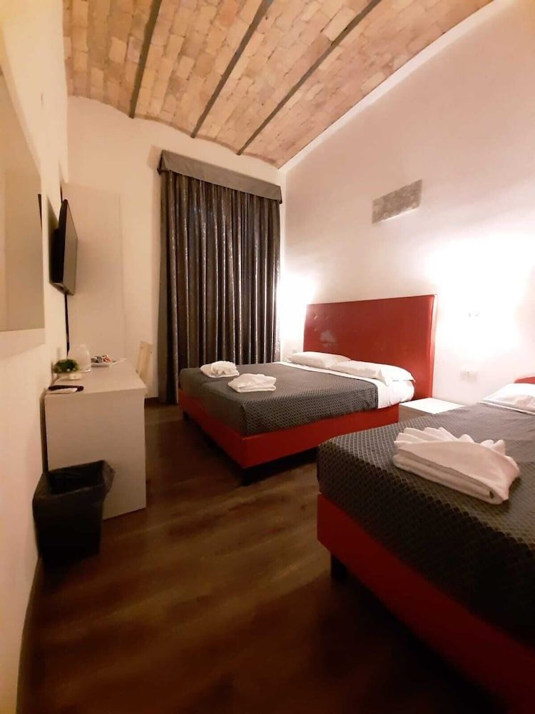 undefined Laterani DFM 4