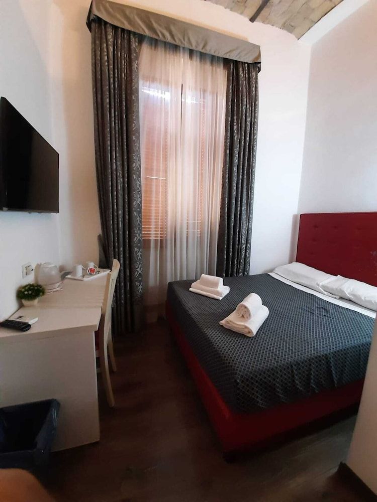 undefined Laterani DFM 9