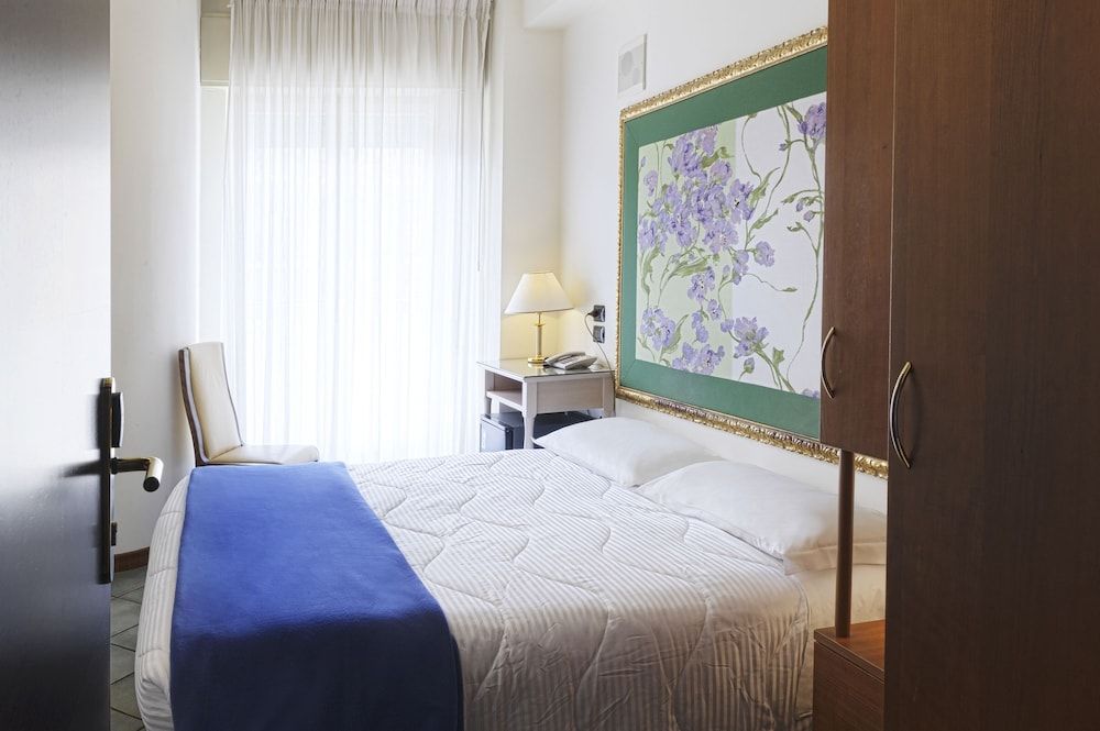 International Hotel & Suite Matrimoniale piccola