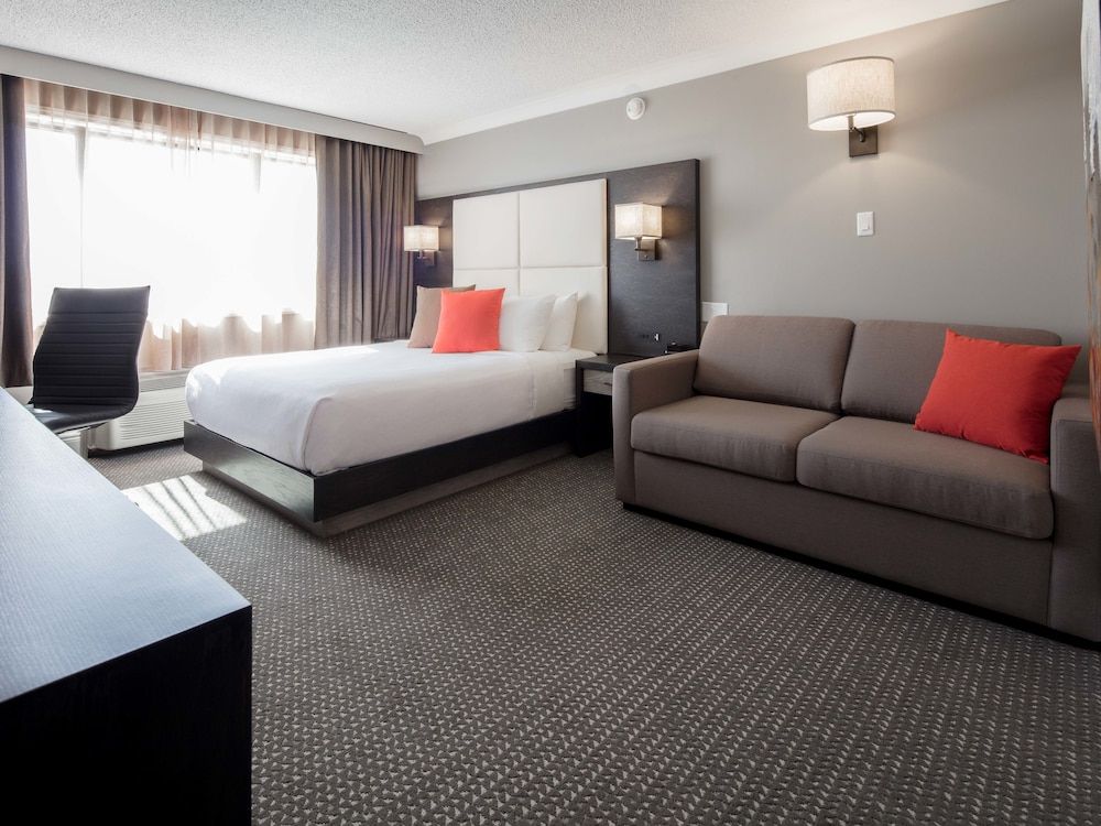Premium Room, 1 Queen Bed with Sofa bed