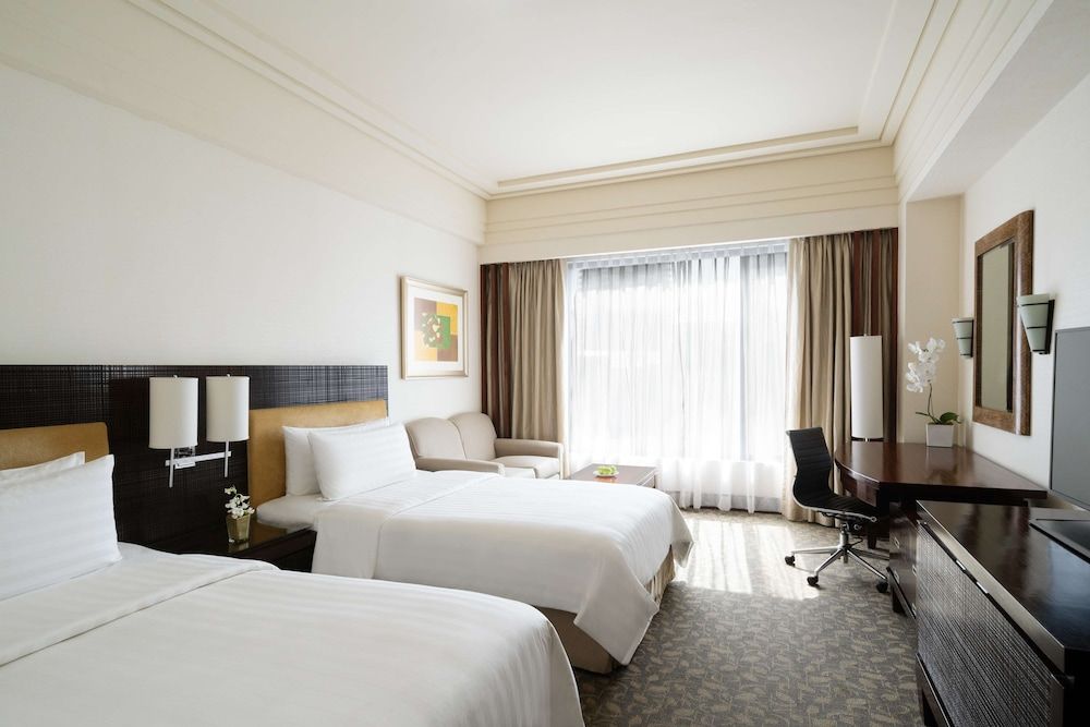 undefined Edsa Shangri-La, Manila