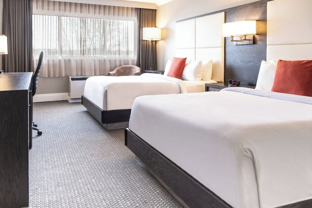 Standard Room, 2 Queen Beds, River View