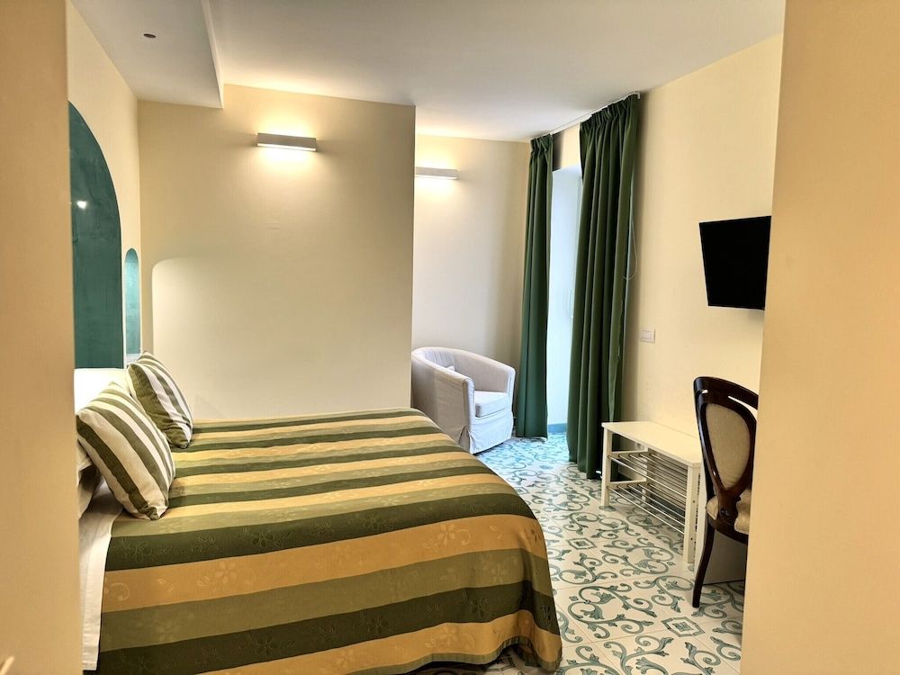 Hotel Bonadies Deluxe Room, 1 Double Bed 5