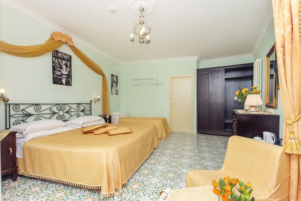 Hotel Bonadies Standard Double or Twin Room 2