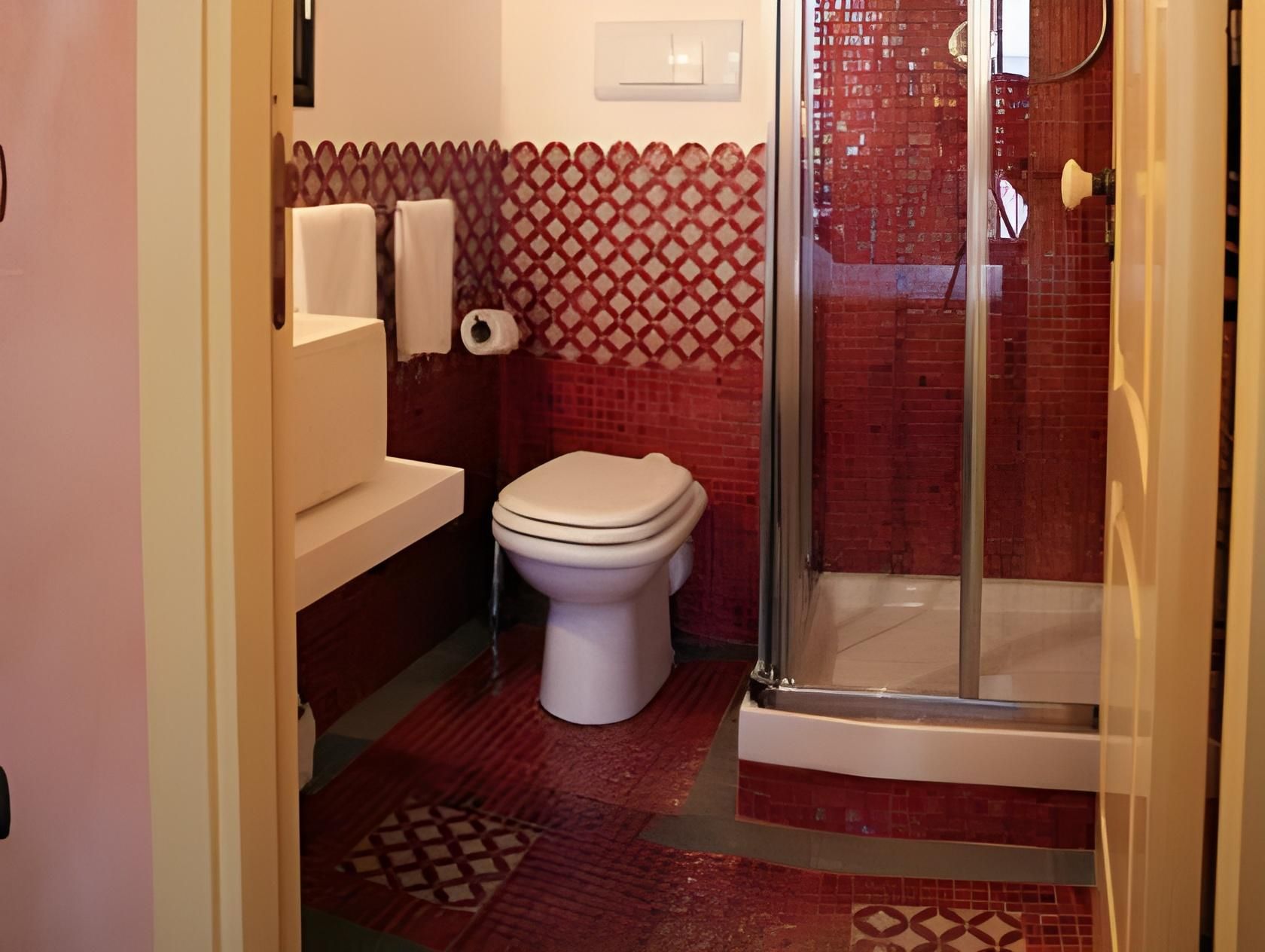 Double Room - Split Level