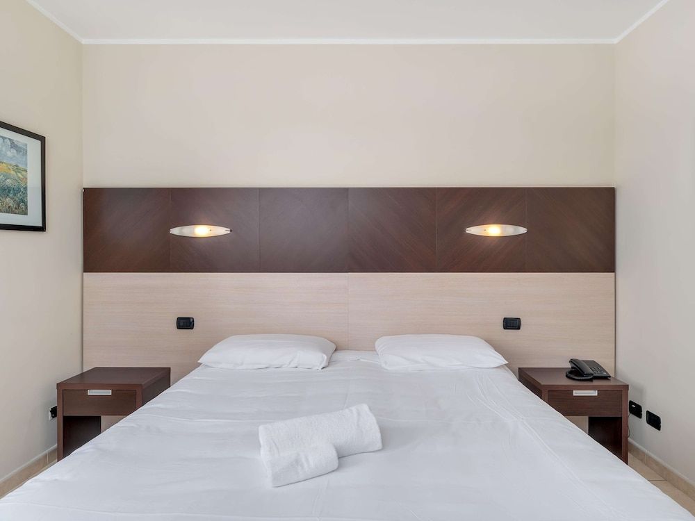 B&B Hotel Settimo Torinese Standard Double Room, Non Smoking 2