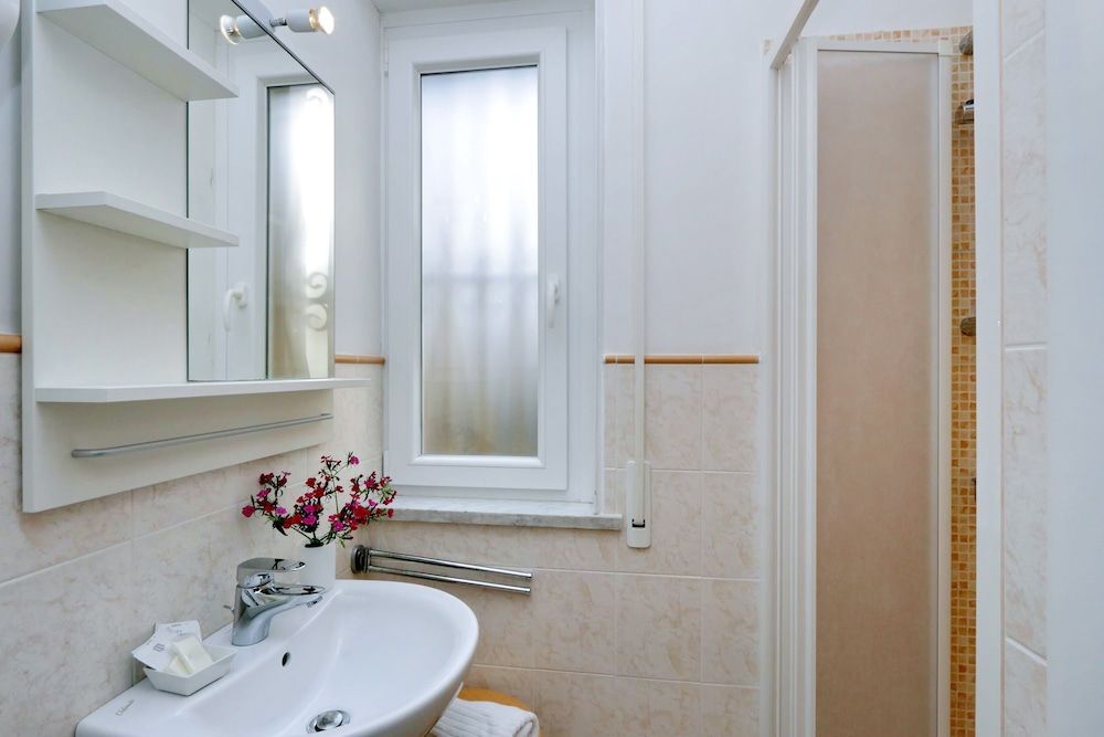 I Pini di Roma - Rooms & Suites Double Room, Private Bathroom 24