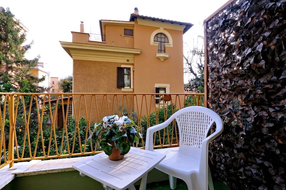 I Pini di Roma - Rooms & Suites Double Room, Private Bathroom 16