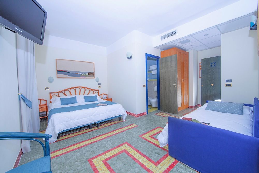 Hotel della Baia Triple Room 2