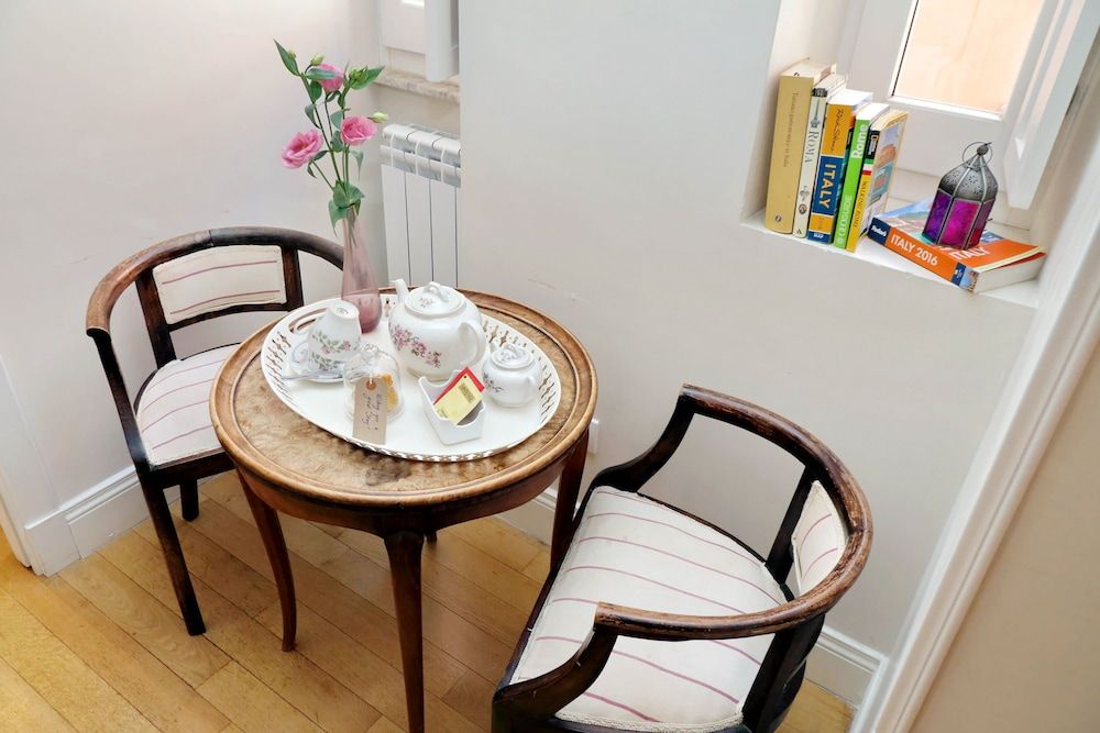 Amaranto Romano Double Room, 1 Double or 2 Twin Beds 17