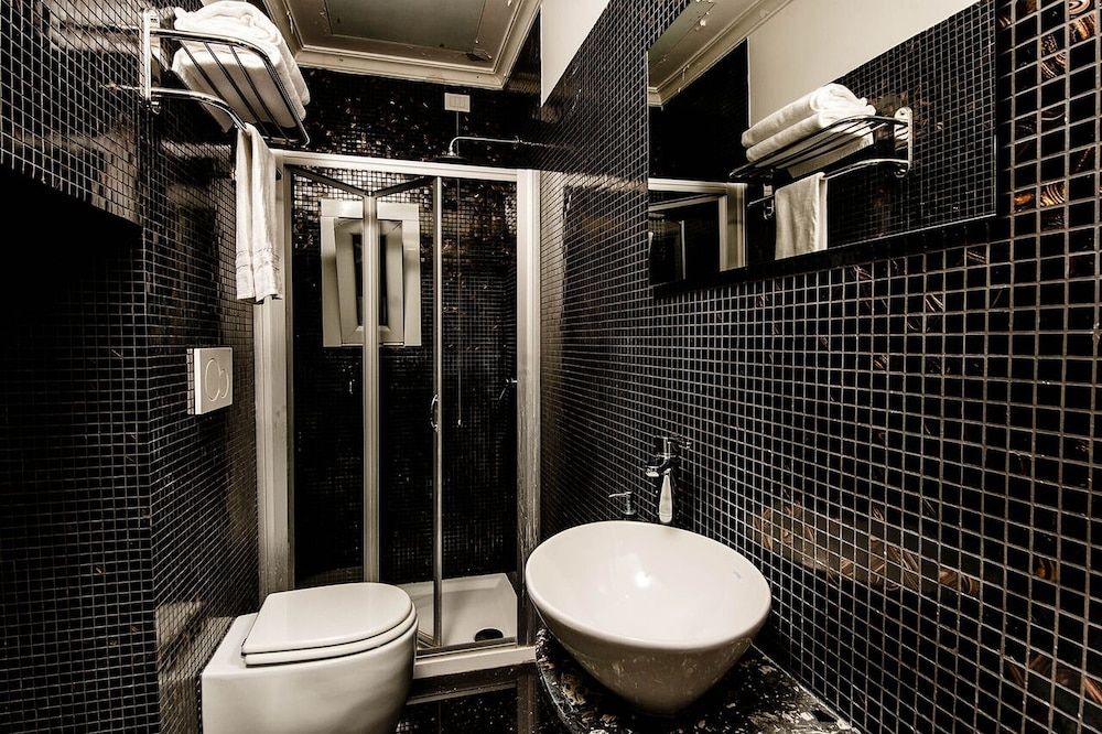 Hostel Beautiful Triple Room, Ensuite 4