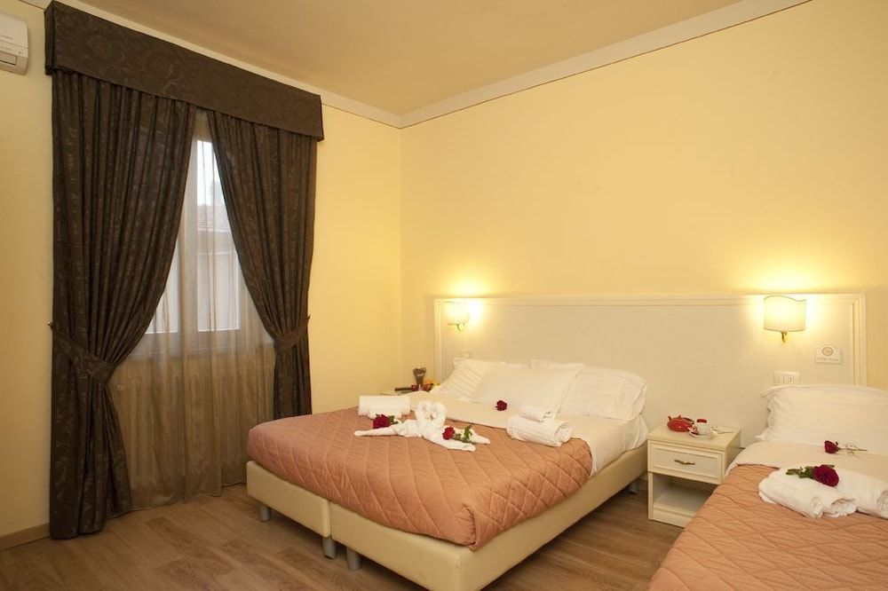 Standard Double or Twin Room, 1 Bedroom, Ensuite