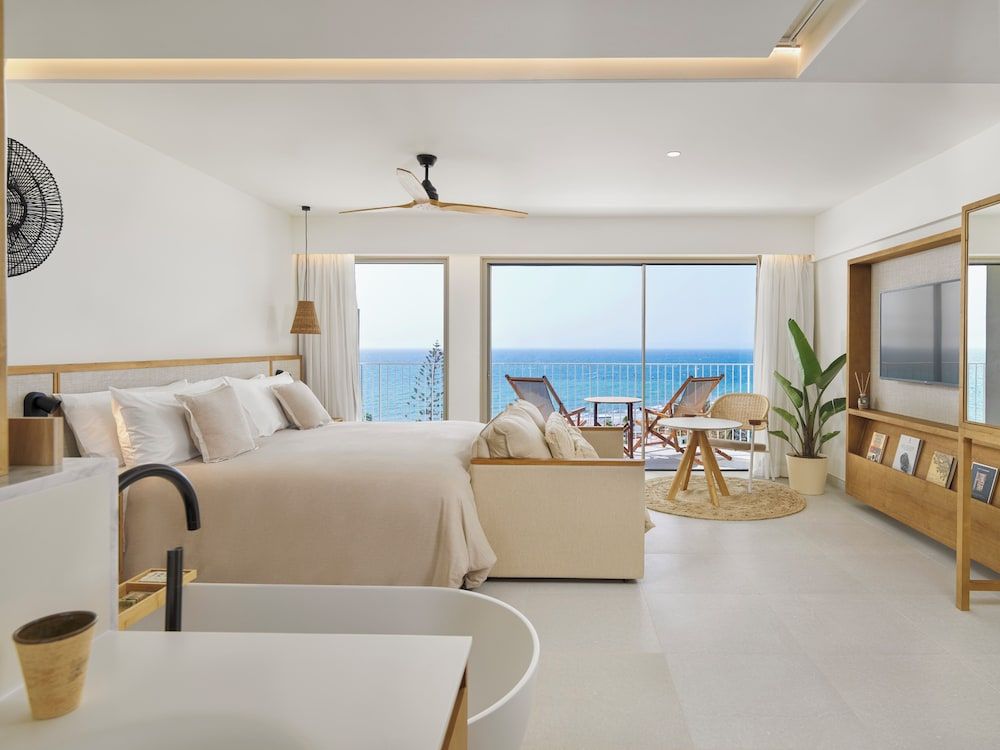 Junior Suite, Oceanfront