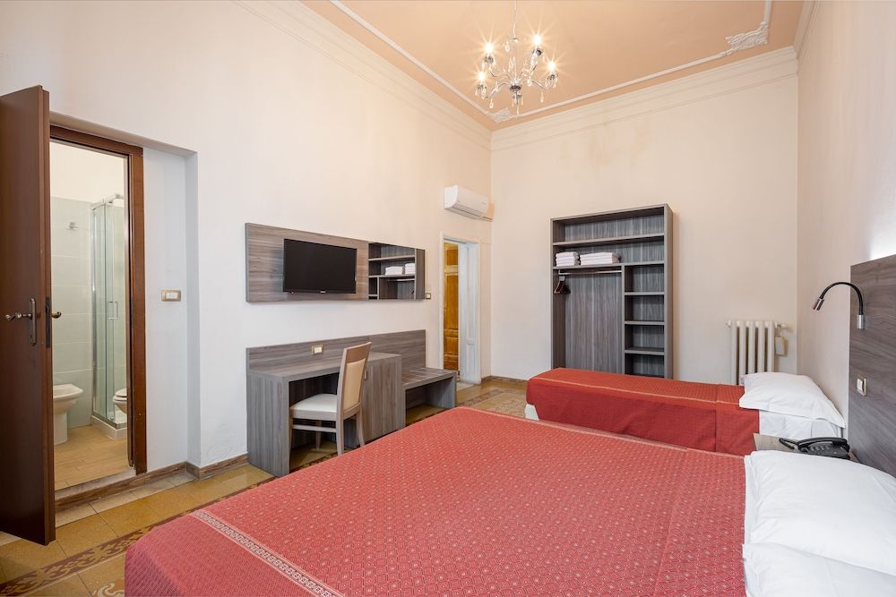 undefined Astrid Hotel 5