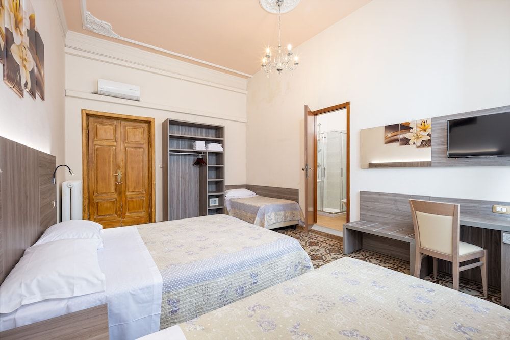 undefined Astrid Hotel 9