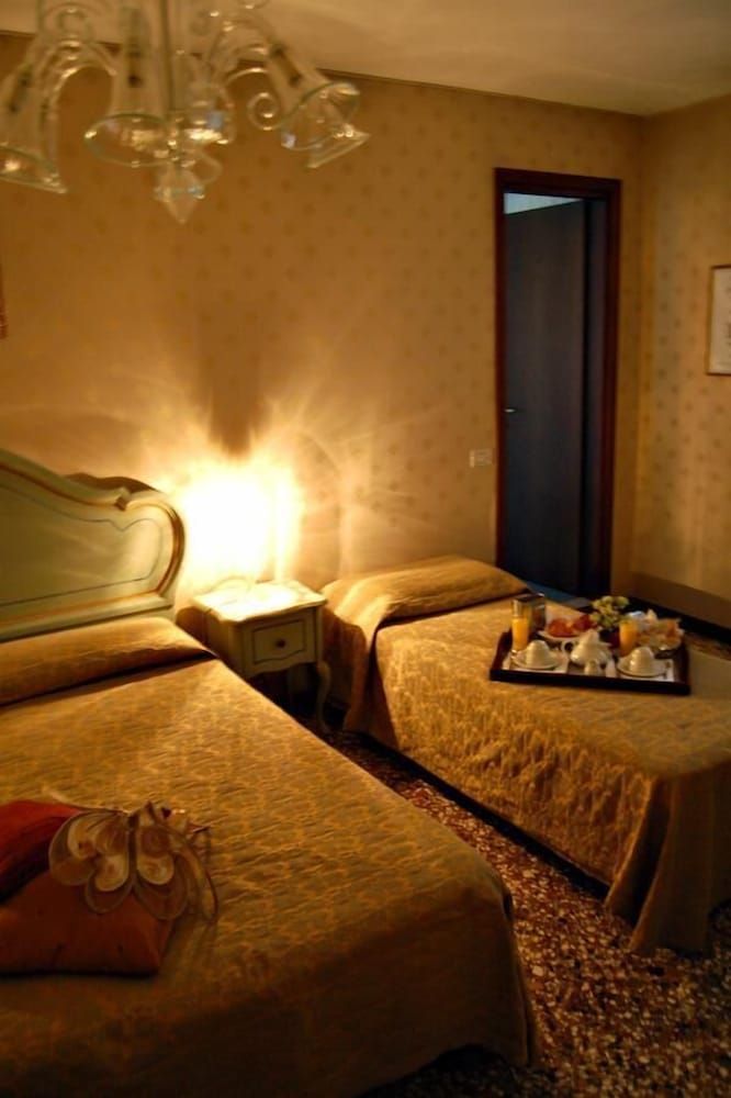 Locanda Armizo Quadruple Room 3