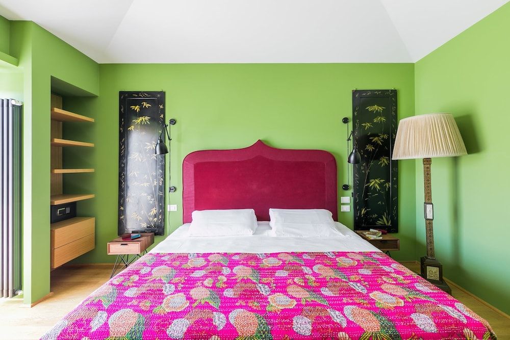 Superior Suite, City View, Balcony/Terrace