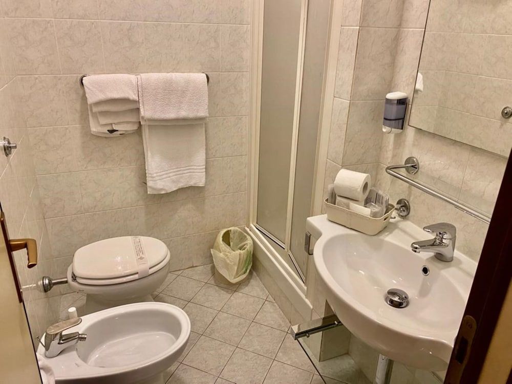 Roma Castle Termini Standard Double or Twin Room 14