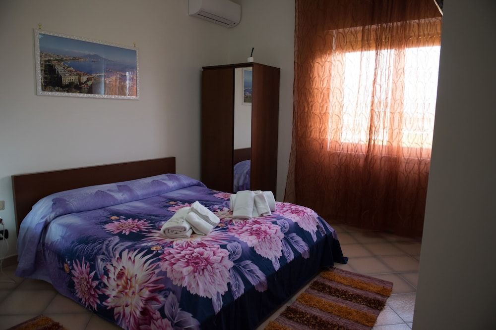AreA DomuS Comfort Double Room, 1 Double Bed, Ensuite, Mountain View 3