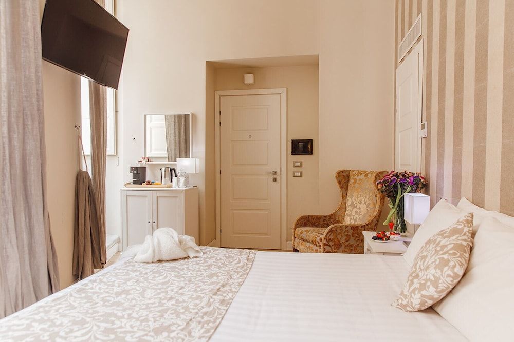 My Spanishsteps Superior Double Room 5