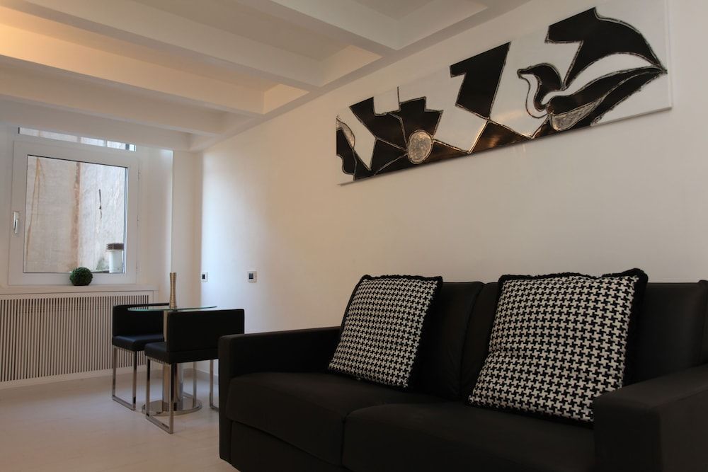 LHP Suite Piazza del Popolo Classic Apartment (via Angelo Brunetti 24) 5