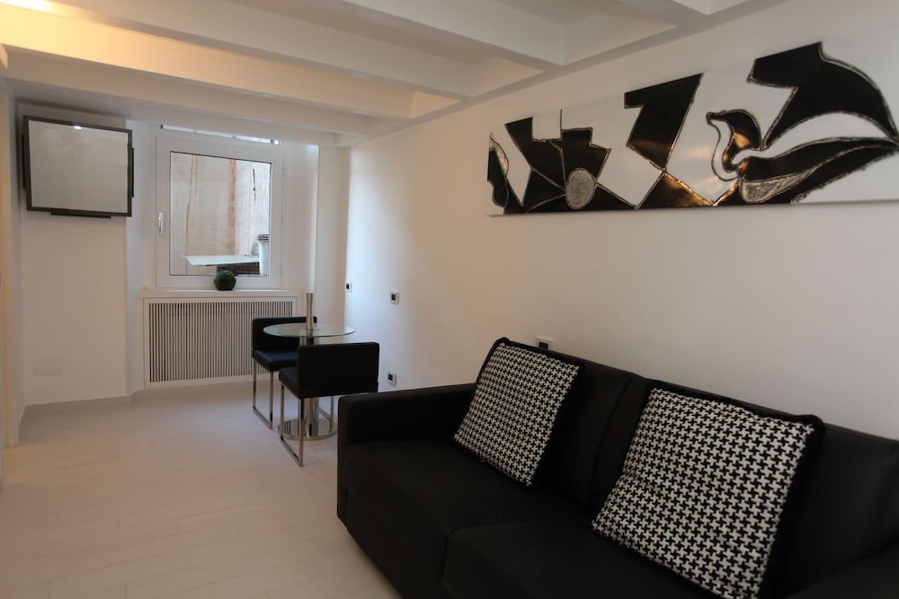LHP Suite Piazza del Popolo Classic Apartment (via Angelo Brunetti 24) 4