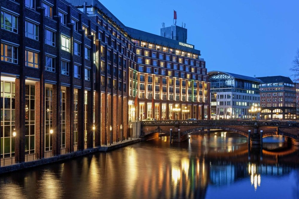 undefined Steigenberger Hotel Hamburg 6