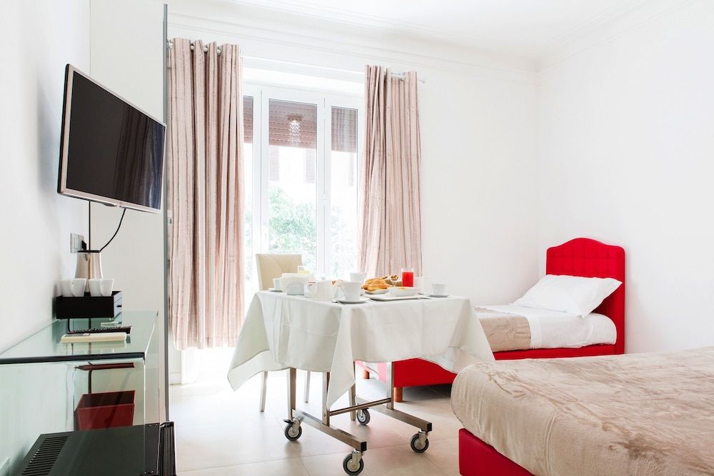 undefined Vatican Grand Suite 3