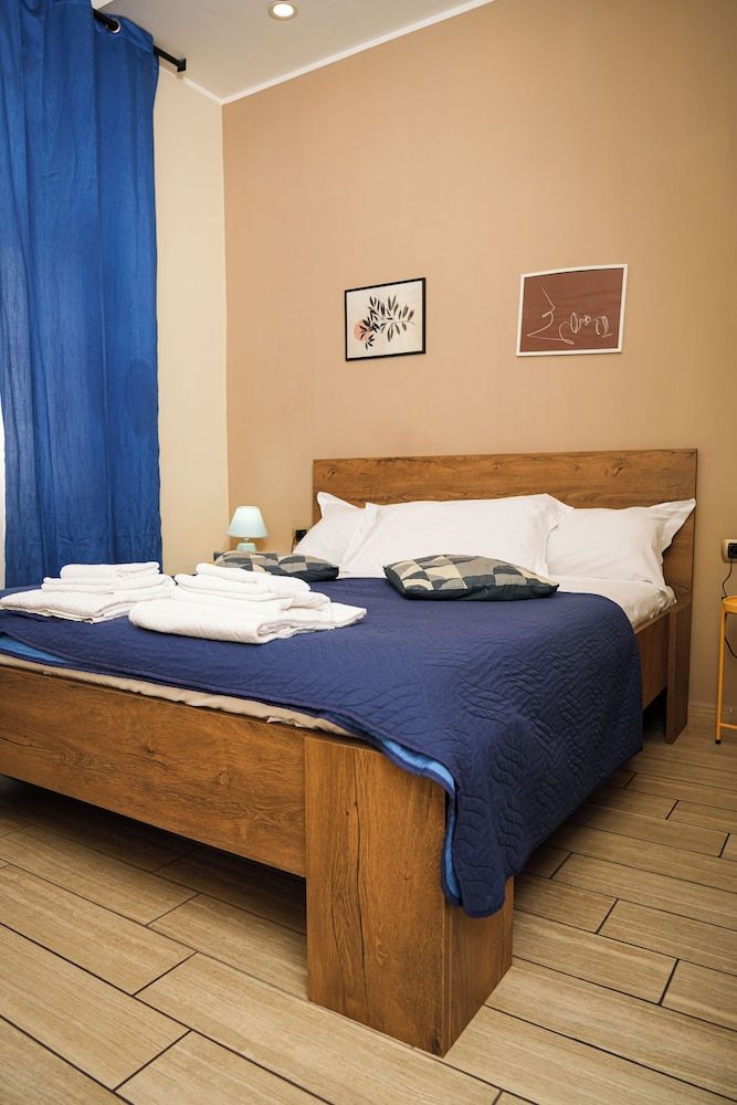 B&B Metropolitan Standard Double Room 4