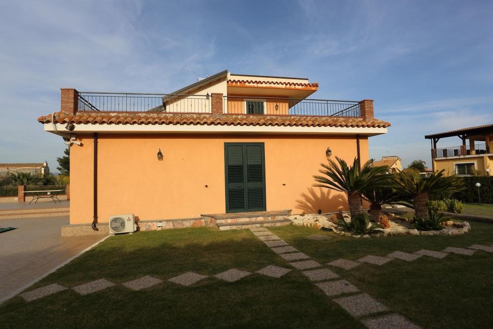 Villa Etna Sea