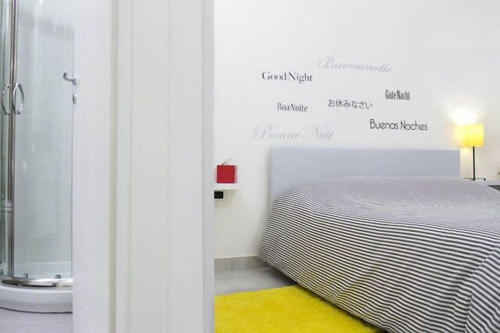 BeHouse Naples Room and Breakfast Standard Double Room 7