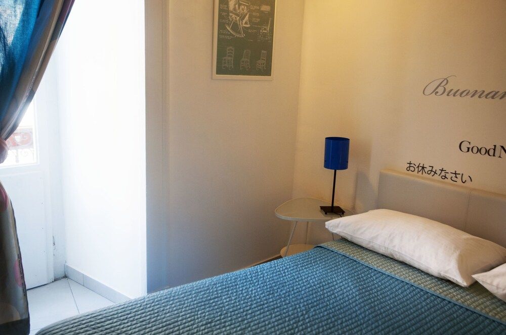 undefined BeHouse Naples Room and Breakfast 6