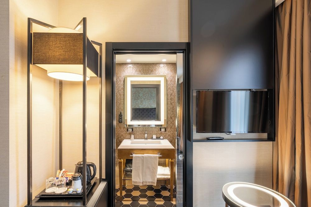 The Venice Times Superior Double Room 10