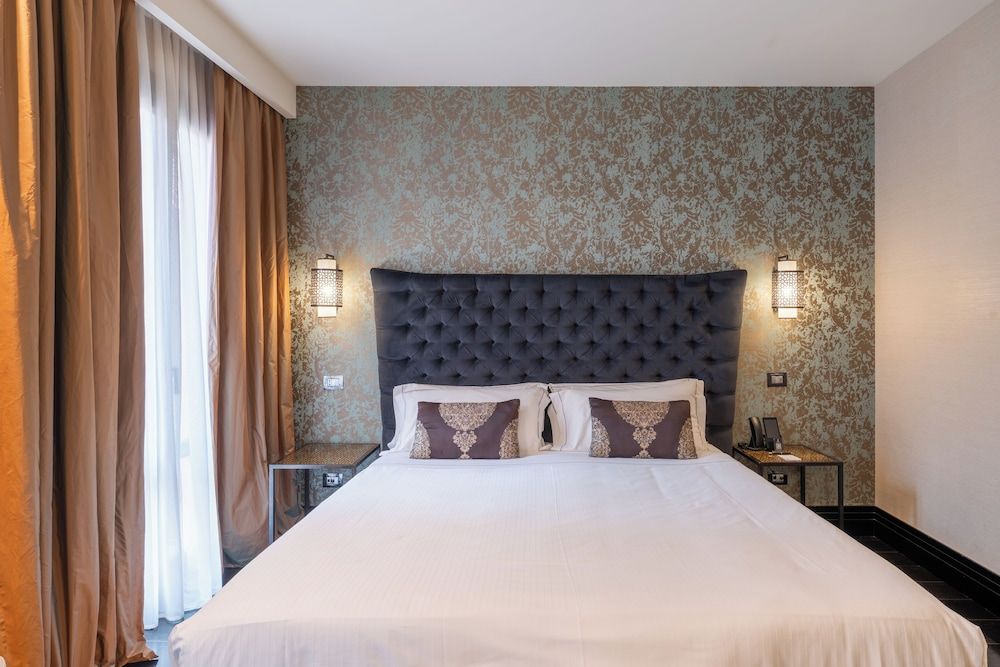 The Venice Times Superior Double Room 6