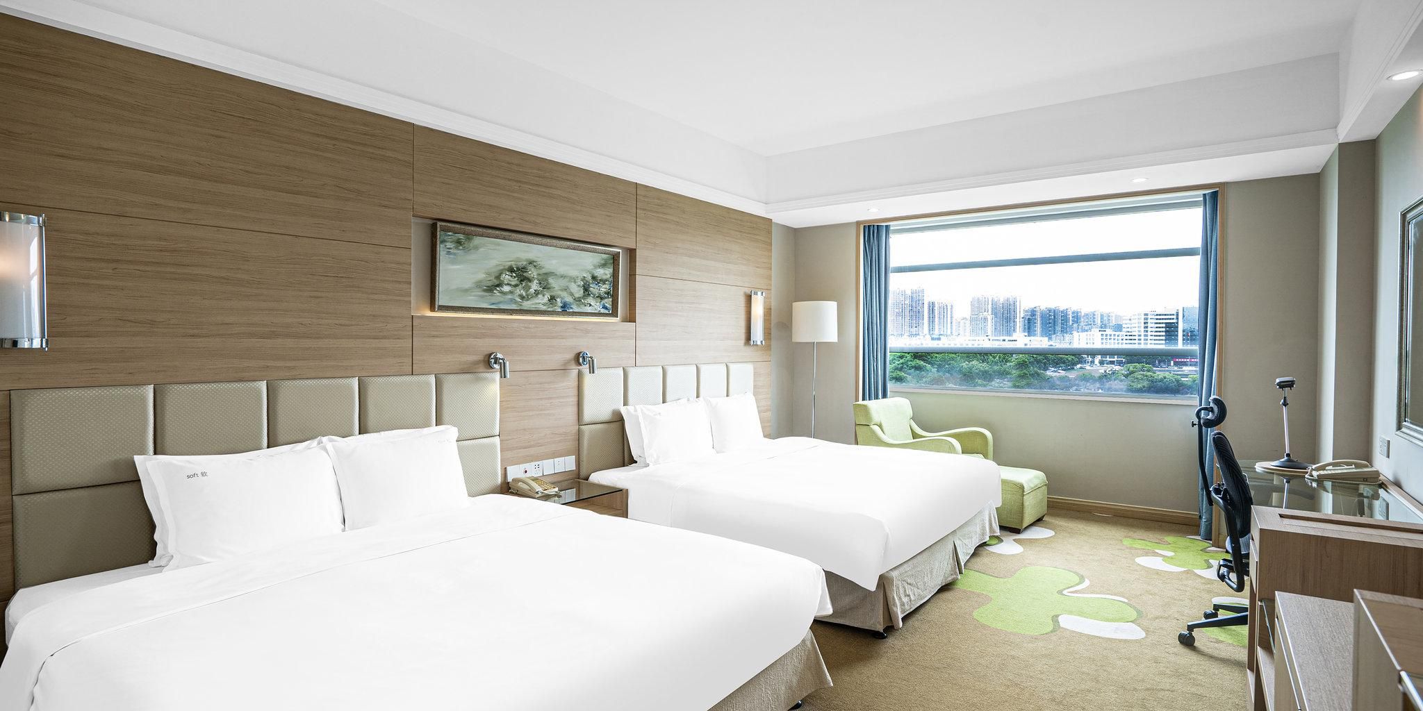 2 King Beds Standard