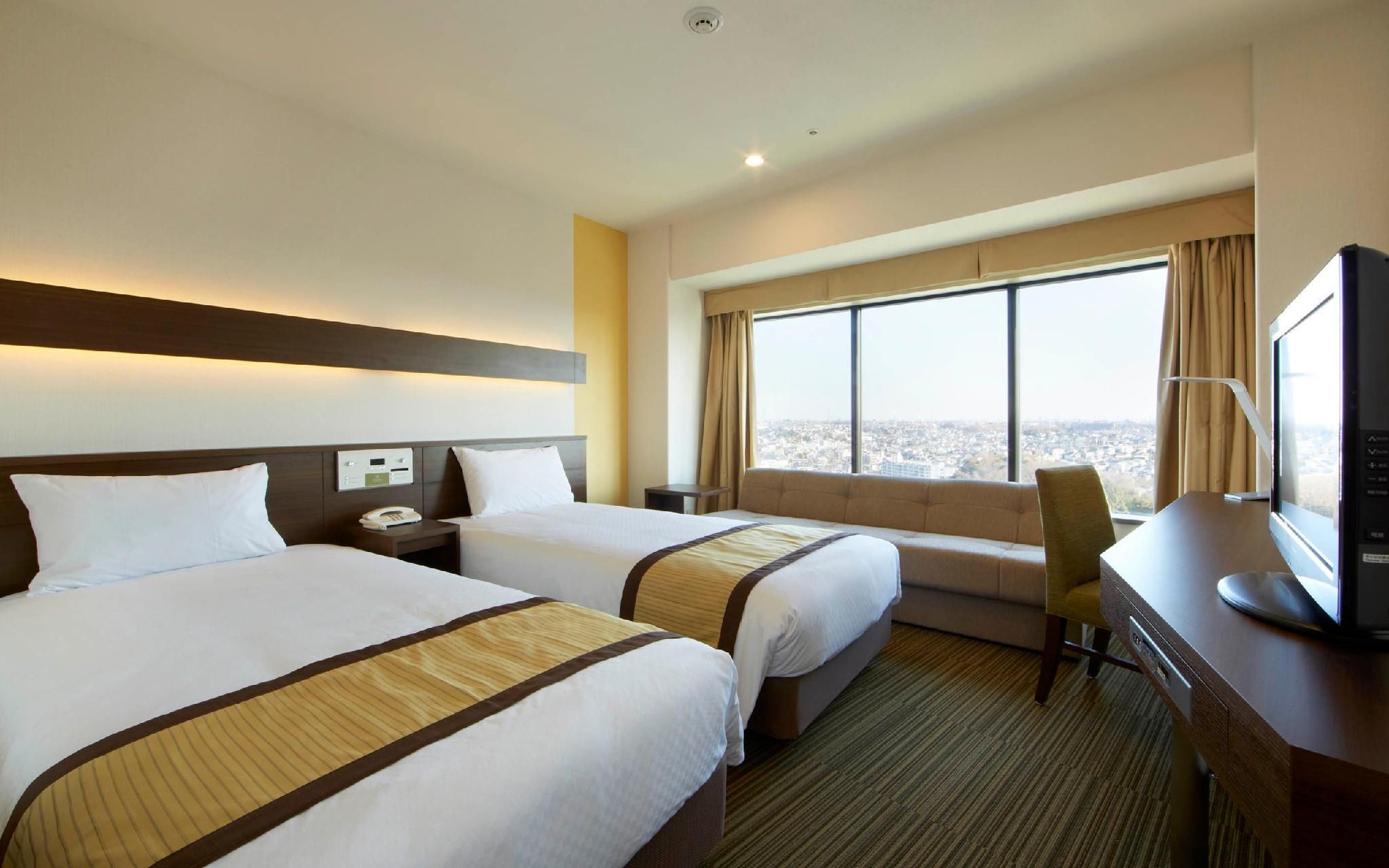 8th-15th Floor Moderate Twin Room - Smoking
